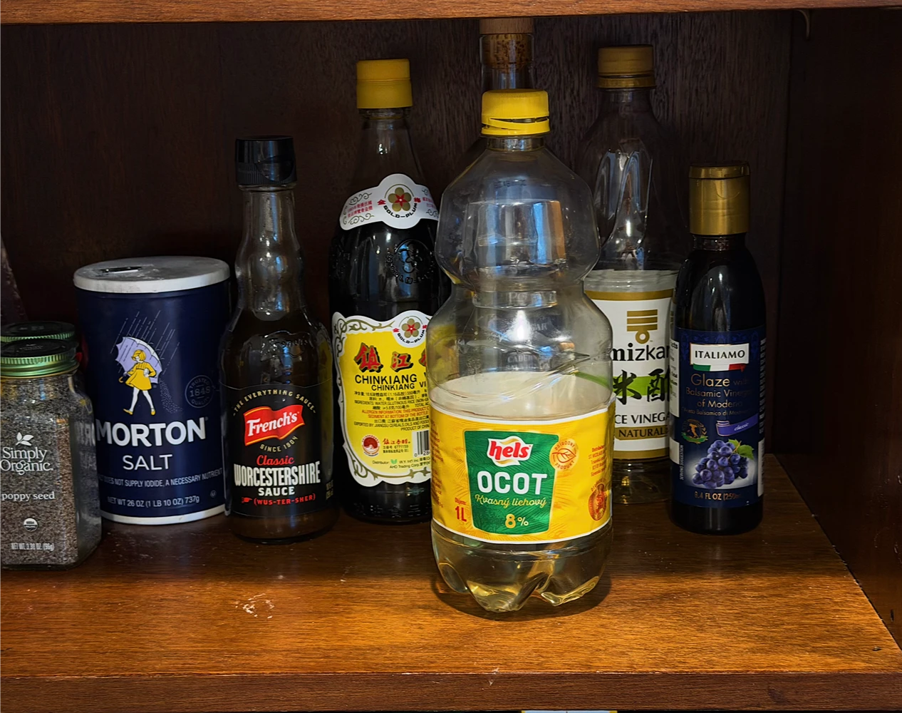 The vinegar lineup featuring Hels ocot